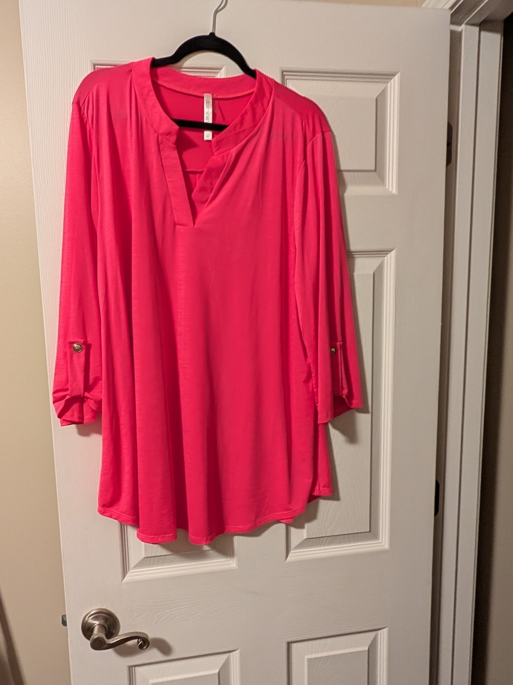 Dear Scarlett Women's Pink V-Neck Tunic Top